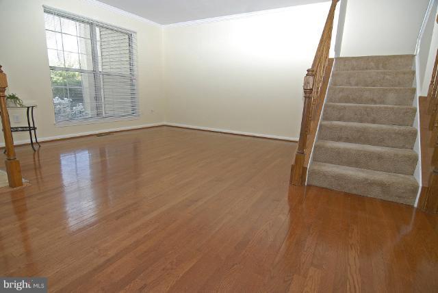 15102 Callohan Court Silver Spring, MD 20906 - Photo 2 of 29 Living Room