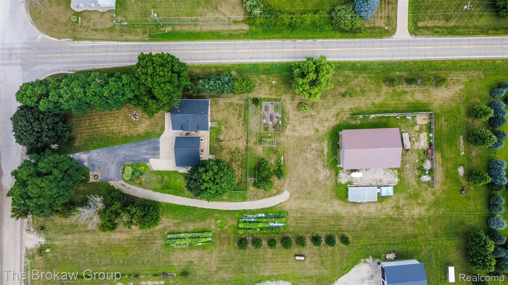 4005 Howland Road Almont, MI 48003 - Photo 63 of 68 zdrone (17).jpg
