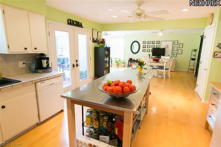 999 Bell Road Chagrin Falls, OH 44022 - Photo 5 of 25 Gallery Image 5