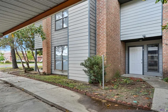 $299,000 | 155 46C Marilyn Drive, Unit 46C, Baton Rouge, LA 70815