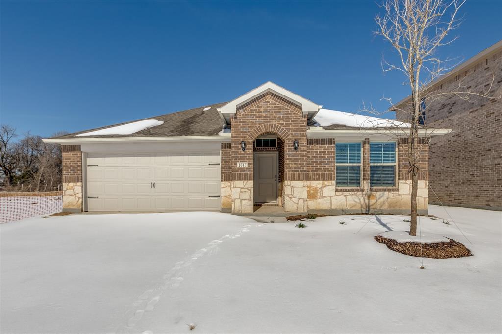 1640 Basalt Lane Celina, TX 75009 - Photo 2 of 25