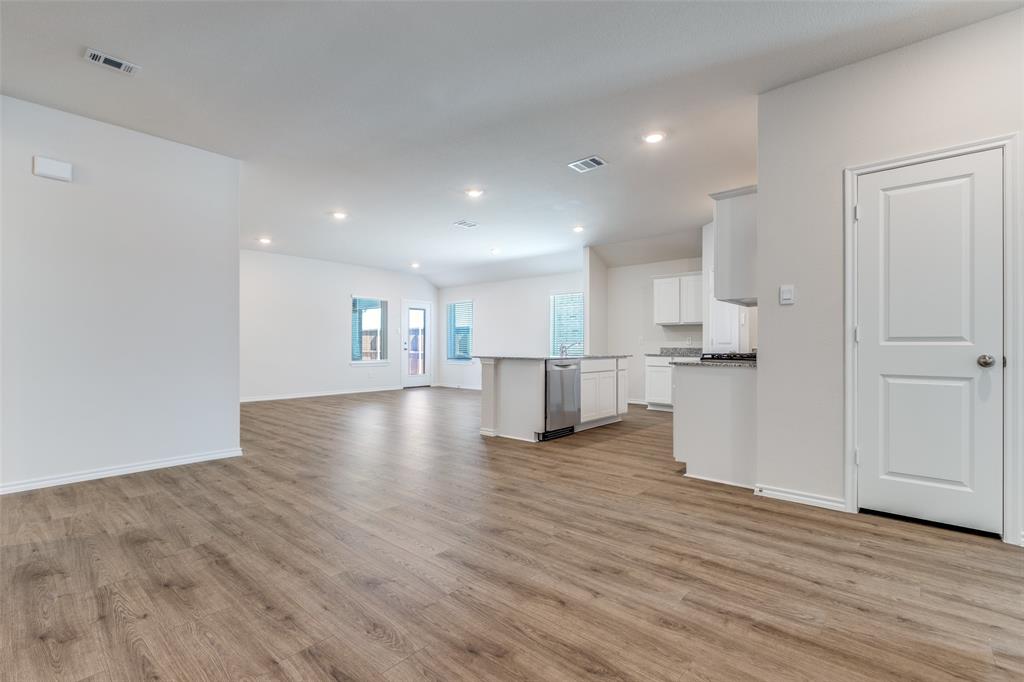 1640 Basalt Lane Celina, TX 75009 - Photo 5 of 25