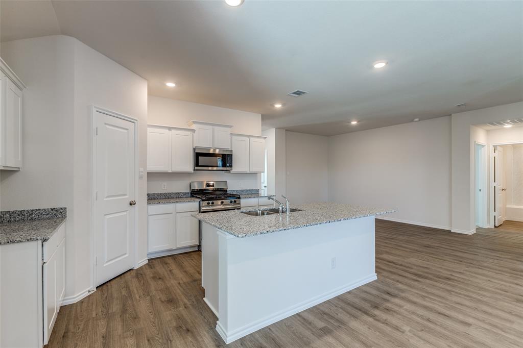 1640 Basalt Lane Celina, TX 75009 - Photo 10 of 25