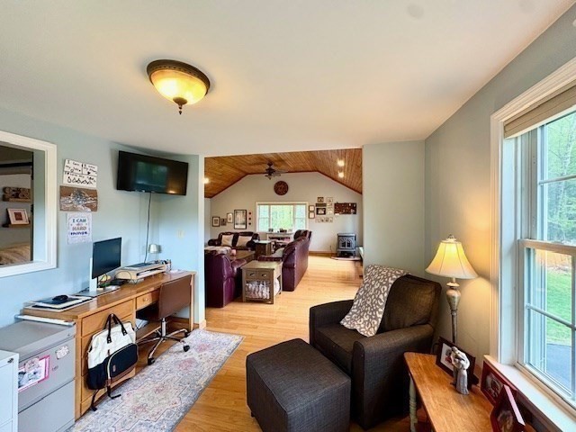 150 Rochdale Street Auburn, MA 01501 - Photo 10 of 32