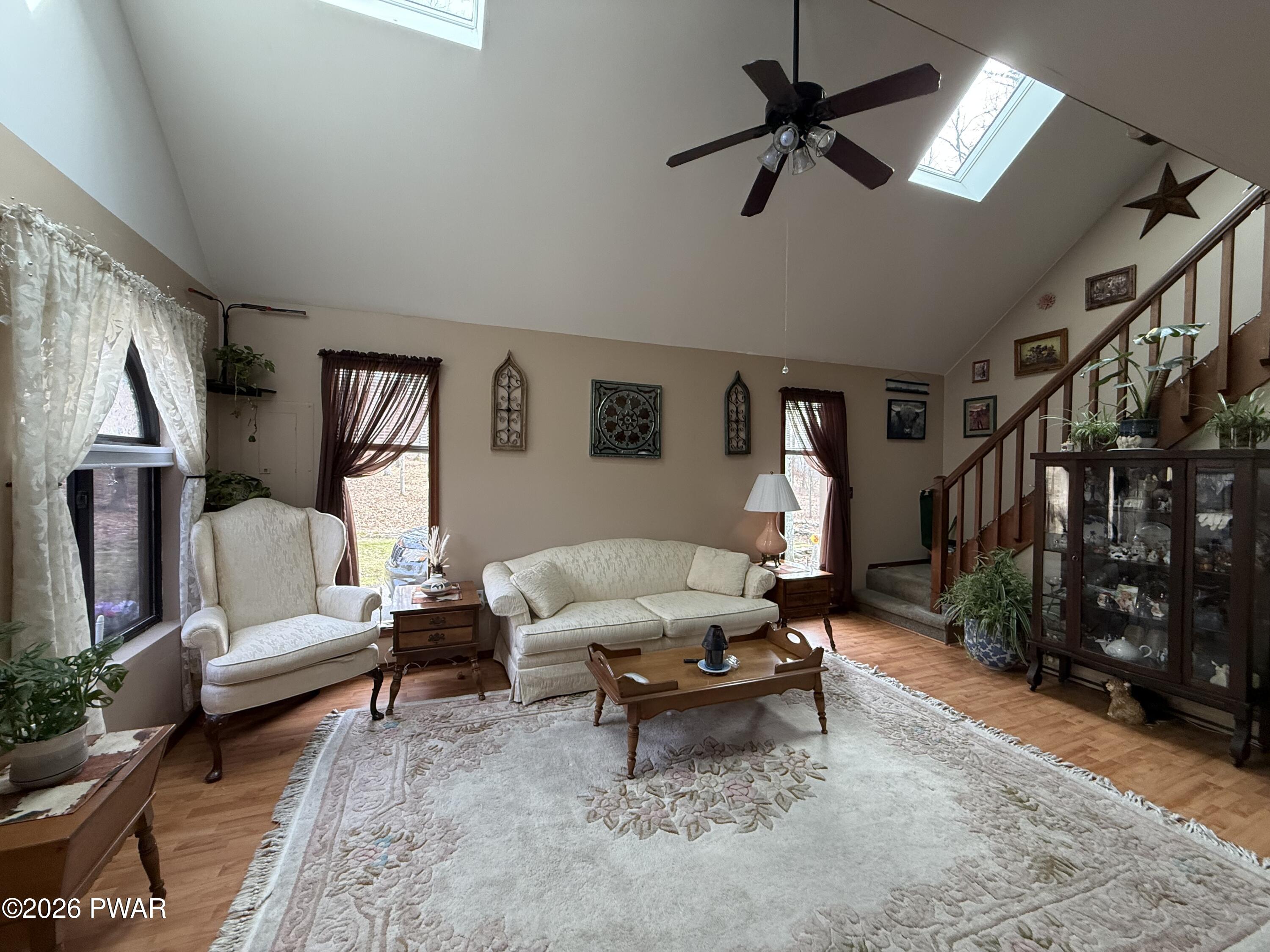222 Bindale Road Tamiment, PA 18371 - Photo 3 of 33