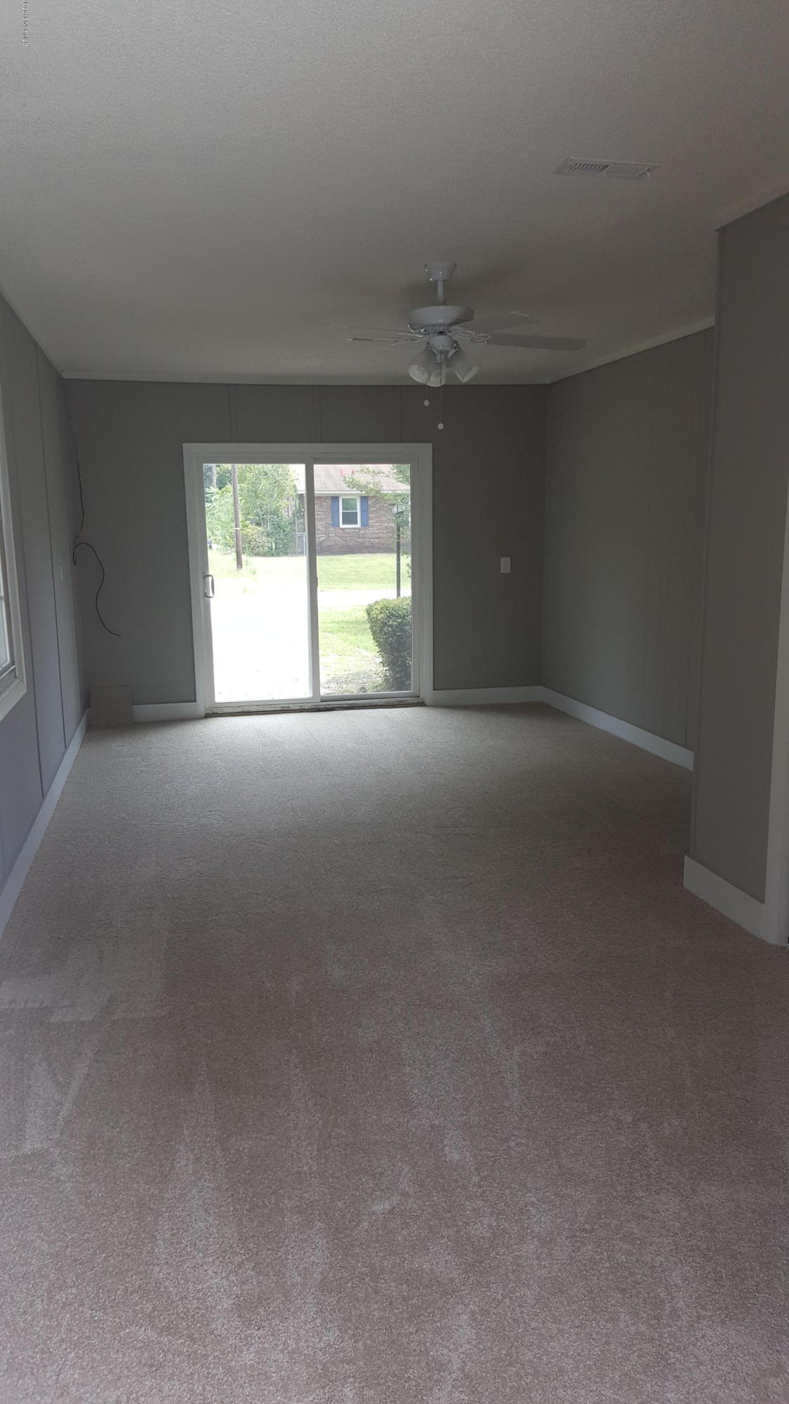517 Governors Road Wilmington, NC 28411 - Photo 8 of 10 20160801_125843