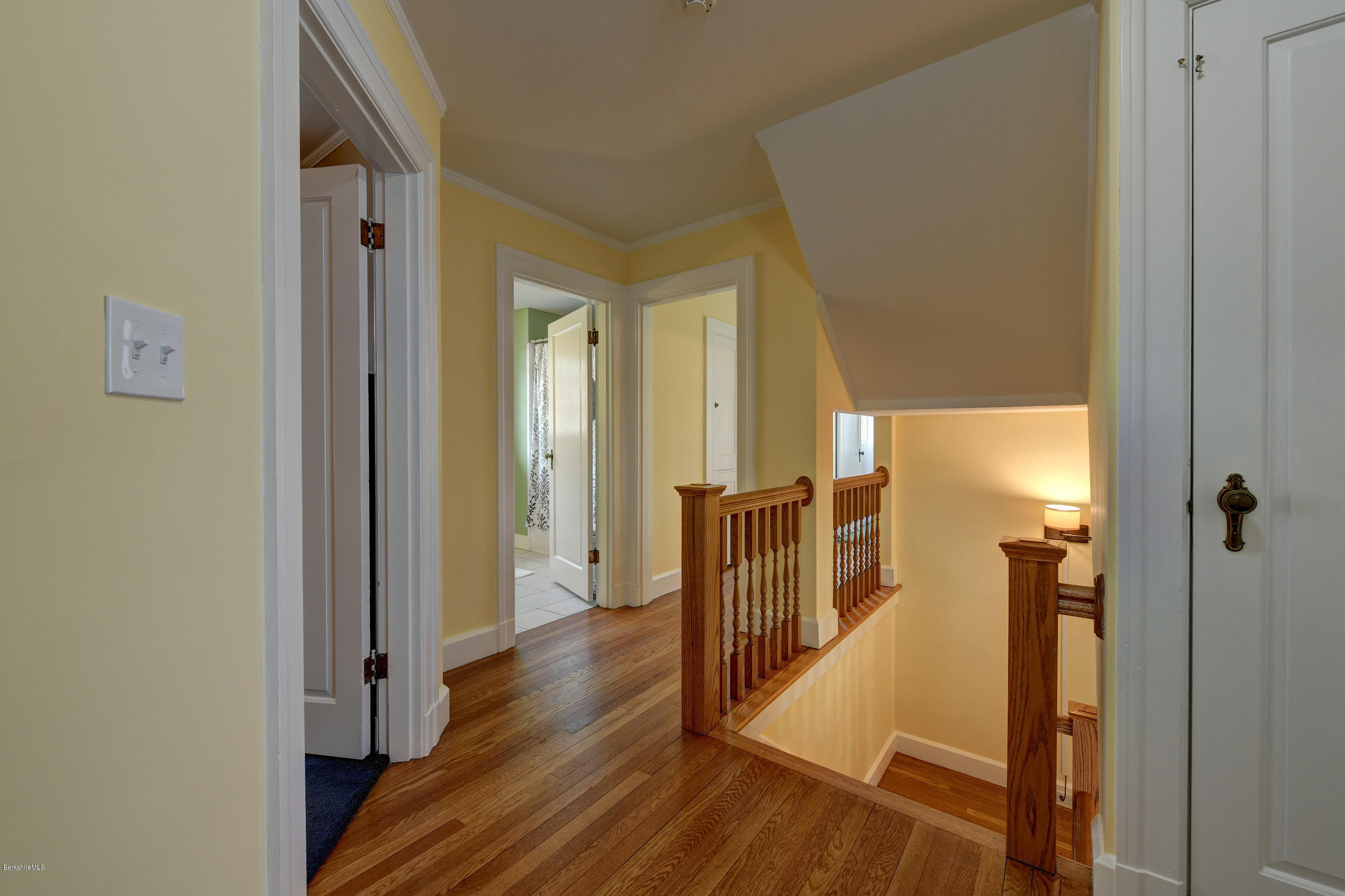 173 South Mountain Road Pittsfield, MA 01201 - Photo 23 of 52 25-2nd Floor Landing