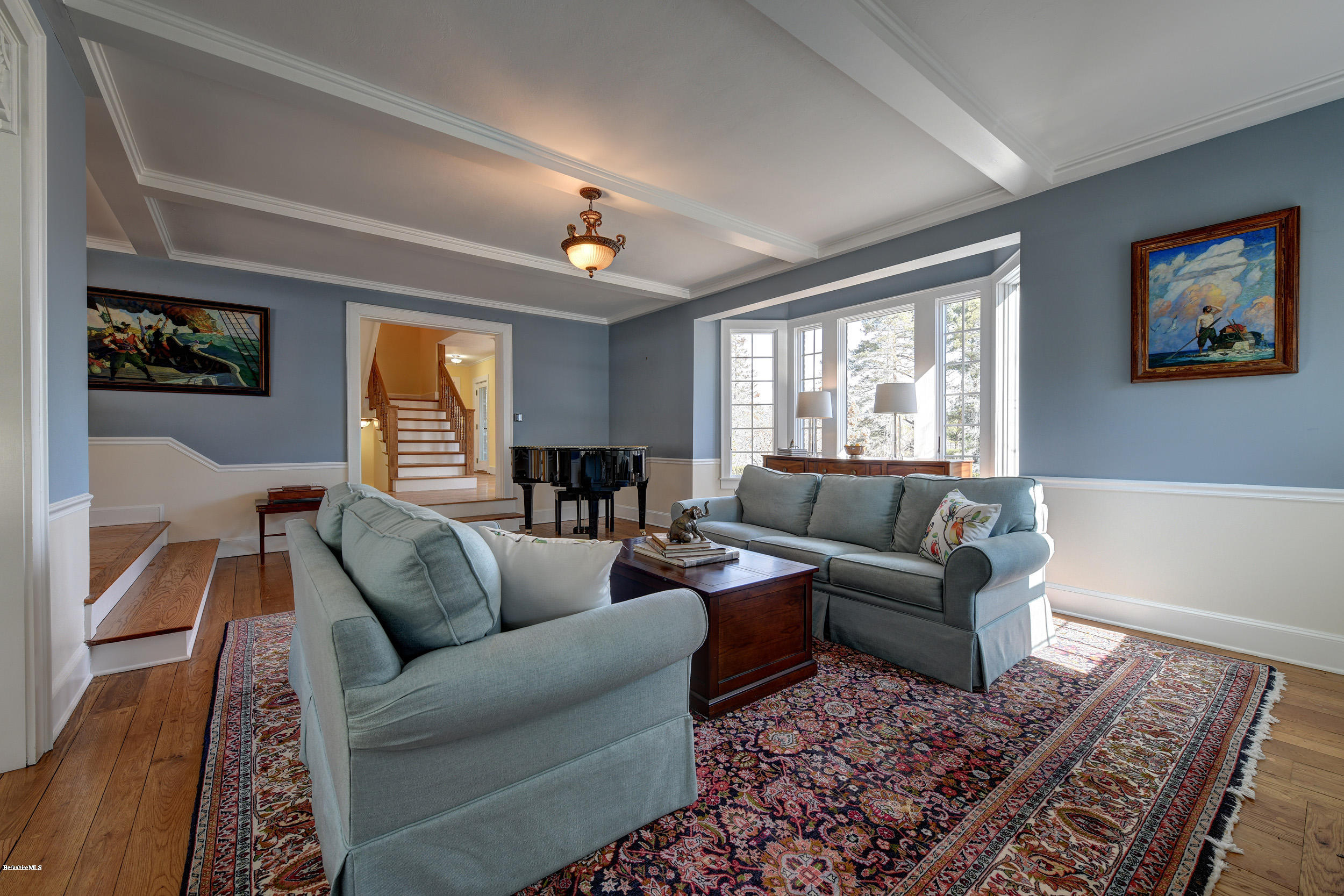 173 South Mountain Road Pittsfield, MA 01201 - Photo 5 of 52 7-Living Room