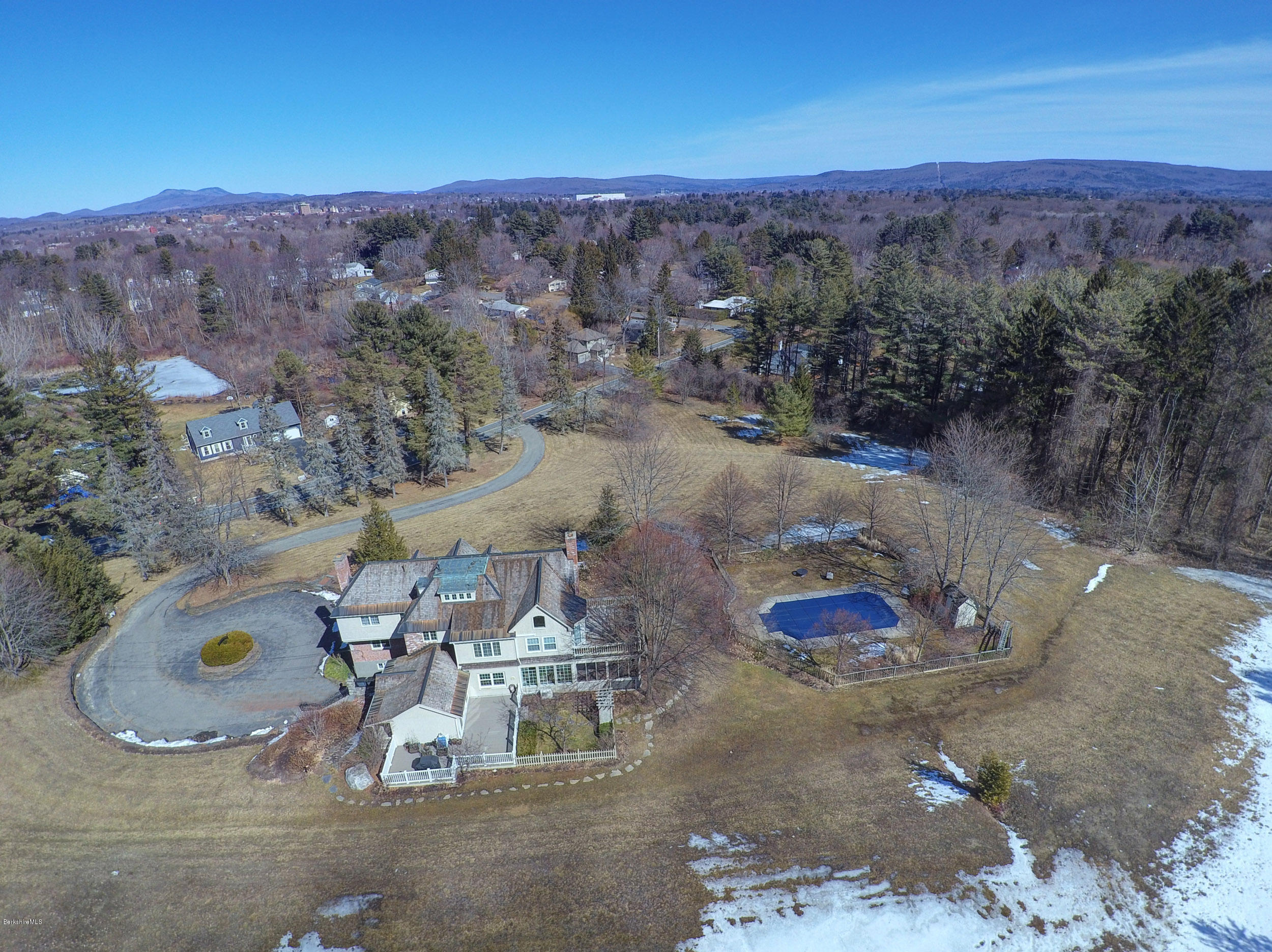 173 South Mountain Road Pittsfield, MA 01201 - Photo 46 of 52 719