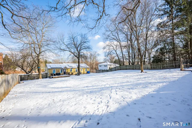 $299,900 | 35 Sunrise Drive, Vernon, CT 06066