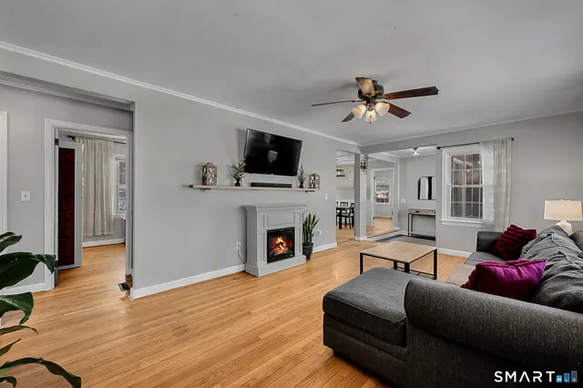 $299,900 | 35 Sunrise Drive, Vernon, CT 06066