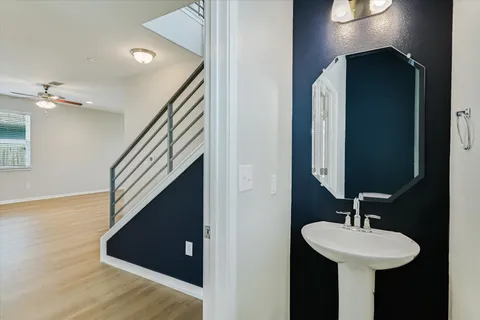 $2,350 | 10317 Laurie Lane, Austin, TX 78747