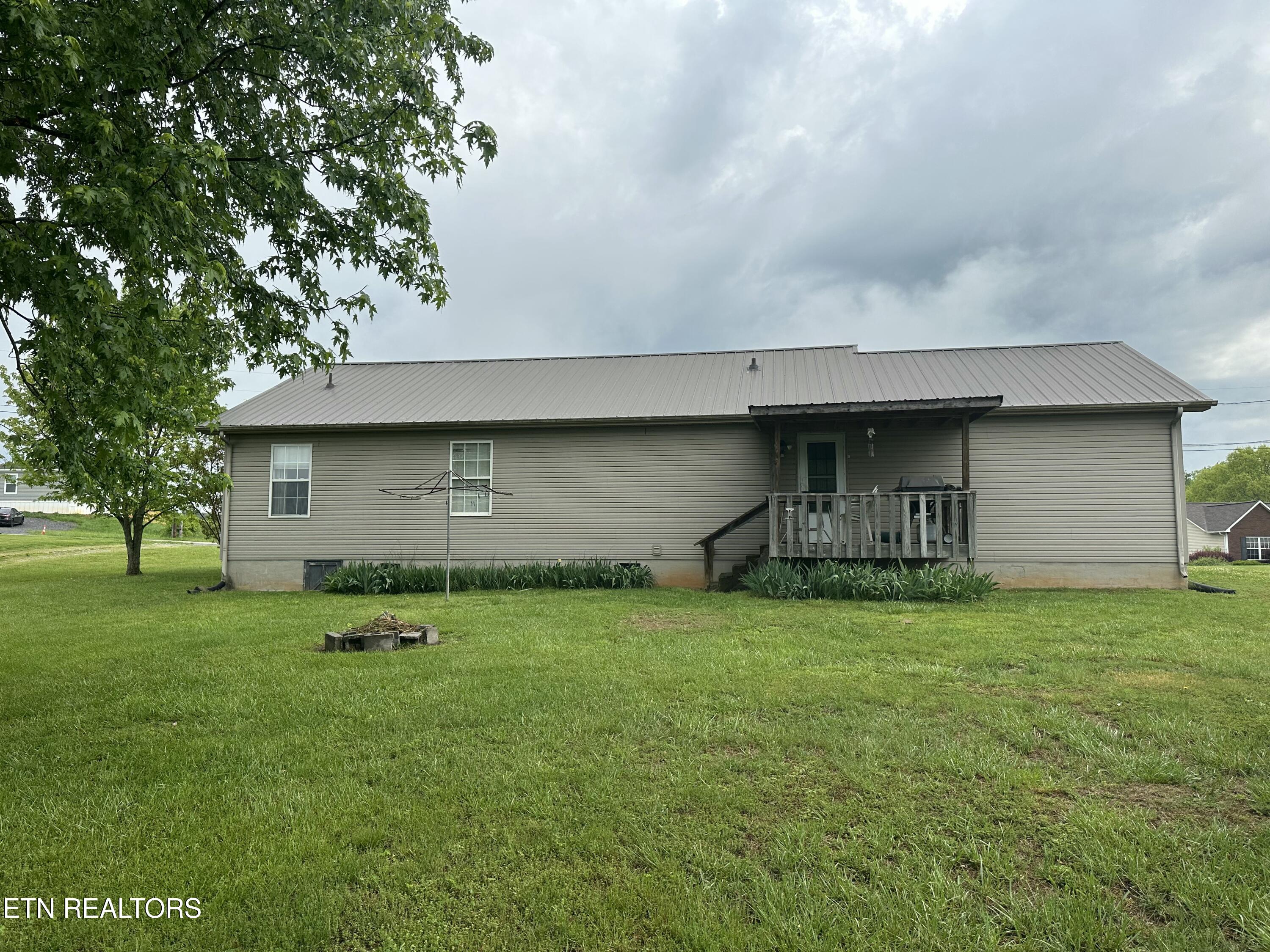 2131 Frank Hodge Road Talbott, TN 37877 - Photo 3 of 5 Back of House