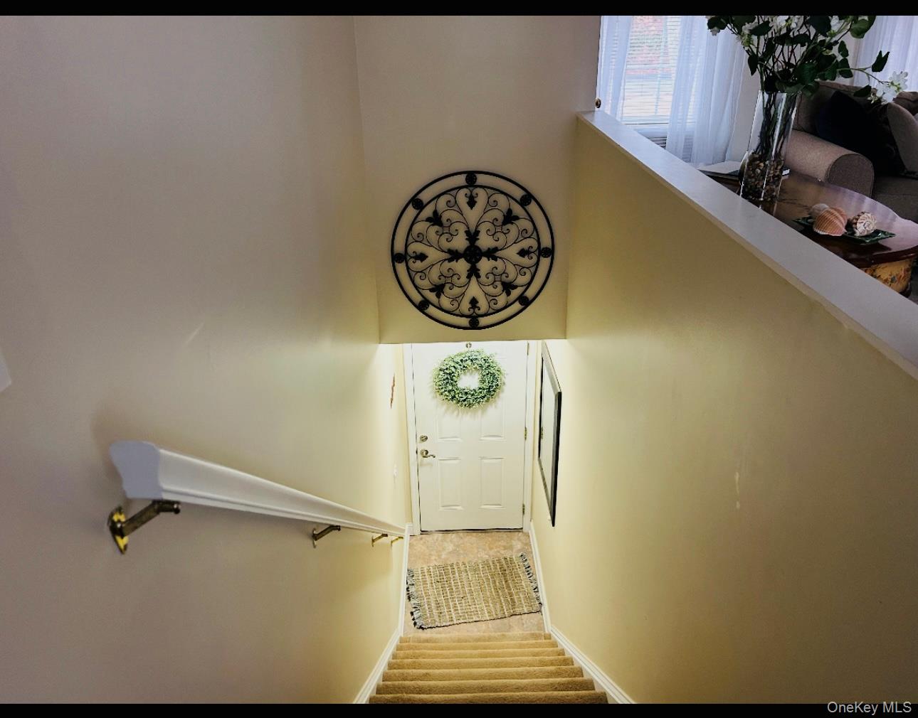 2 Bridle Path Road, Unit UPPR Smithtown, NY 11787 - Photo 3 of 8