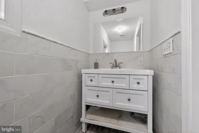 $365,000 | 38 East Hancock Street, Riverside, NJ 08075