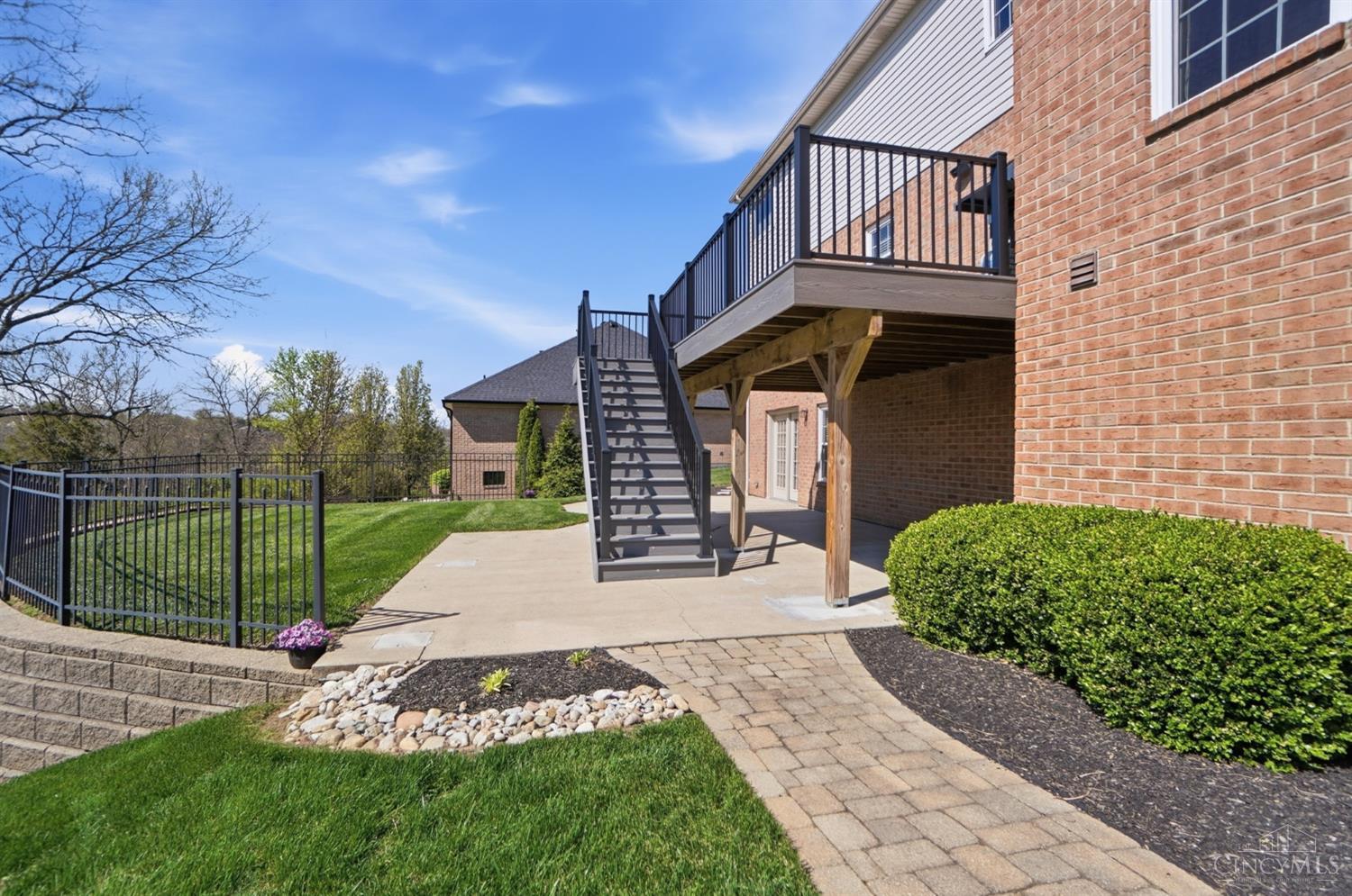 5558 Eden Ridge Drive Cincinnati, OH 45247 - Photo 36 of 40