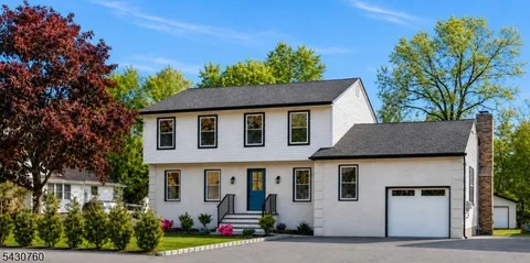 $1,549,000 | 72 East Cedar Street, Livingston, NJ 07039