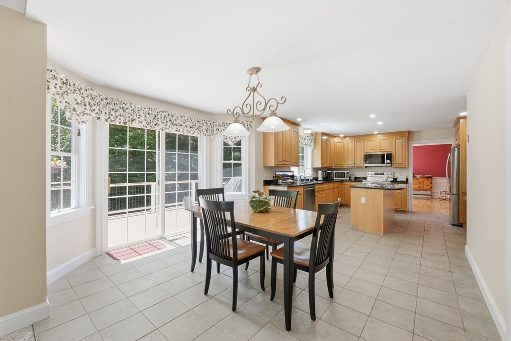 21 Brackett Hill Road Charlton, MA 01507 - Photo 13 of 41