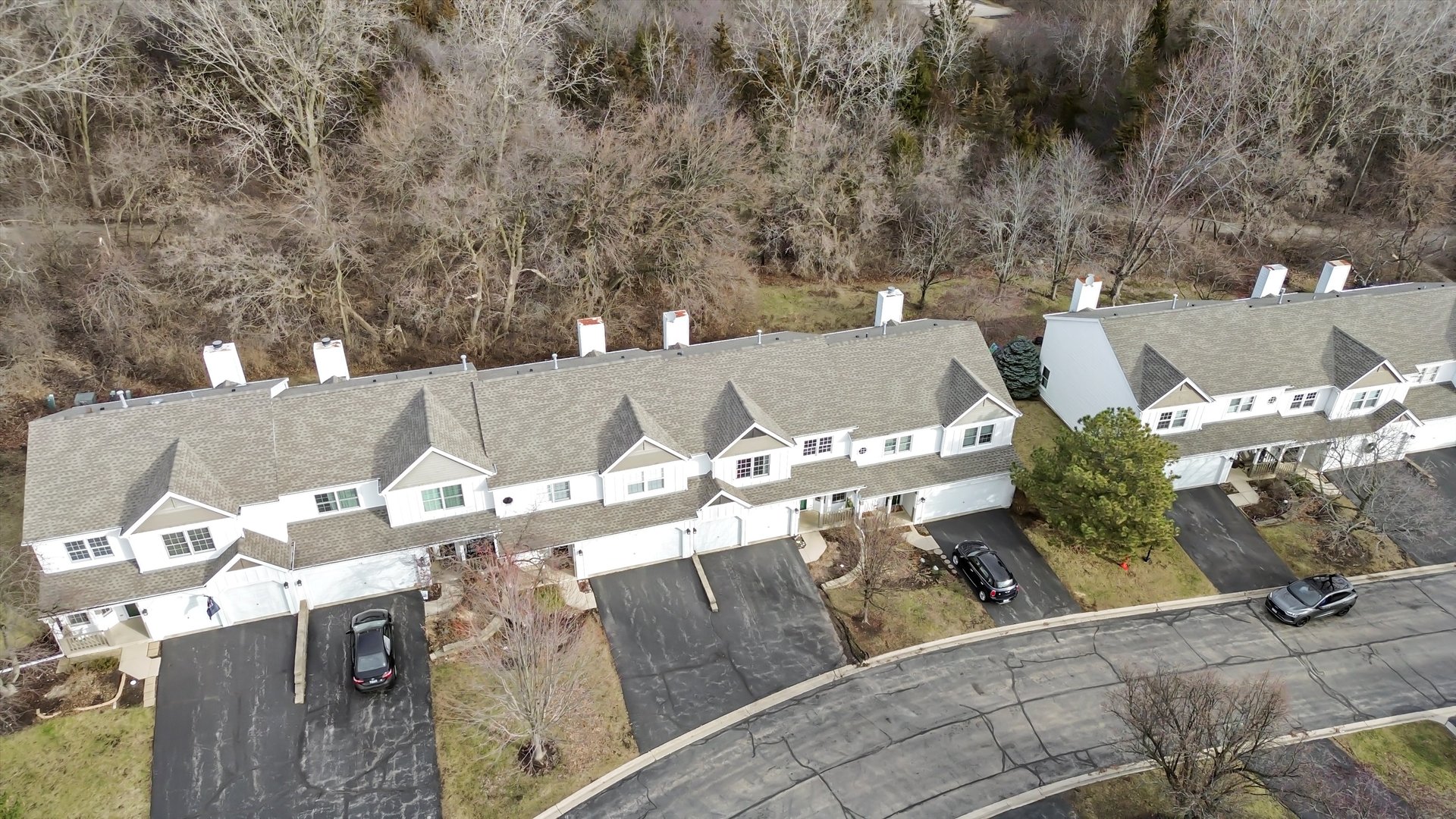 144 Spring Court North Carpentersville, IL 60110 - Photo 28 of 36 an aerial view of a house with yard