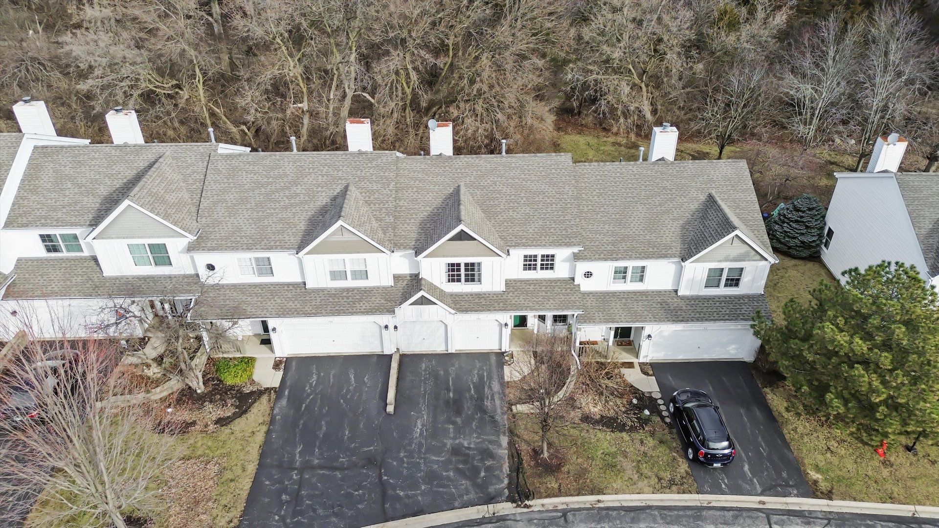 144 Spring Court North Carpentersville, IL 60110 - Photo 29 of 36 front view of a house with a yard