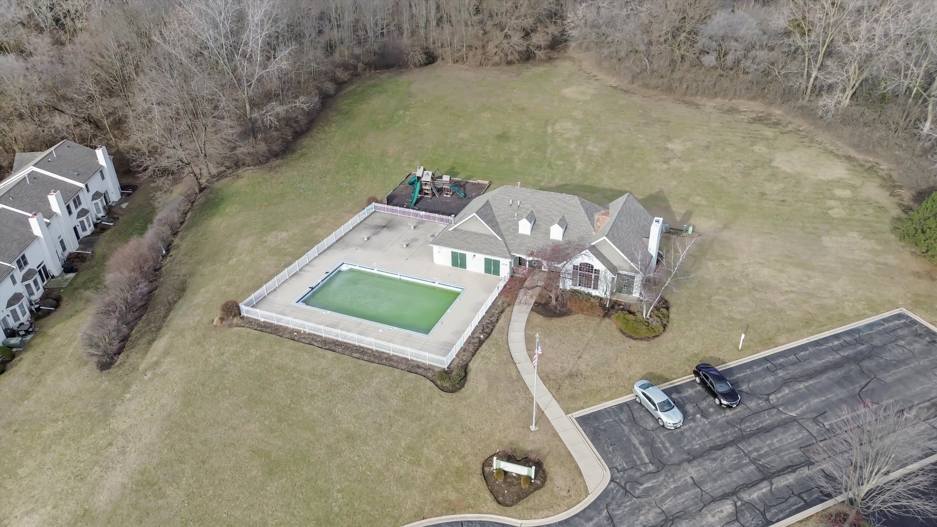 144 Spring Court North Carpentersville, IL 60110 - Photo 32 of 36 an aerial view of a house with a yard