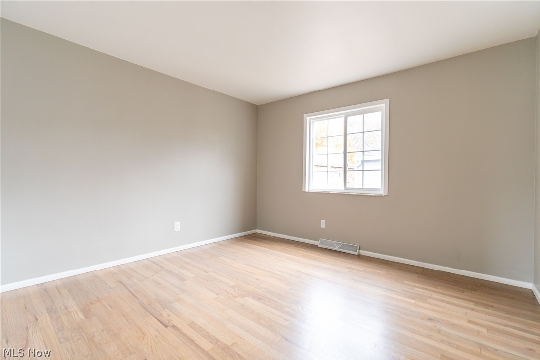 501 Darrow Road Akron, OH 44305 - Photo 18 of 29 Gallery Image 18