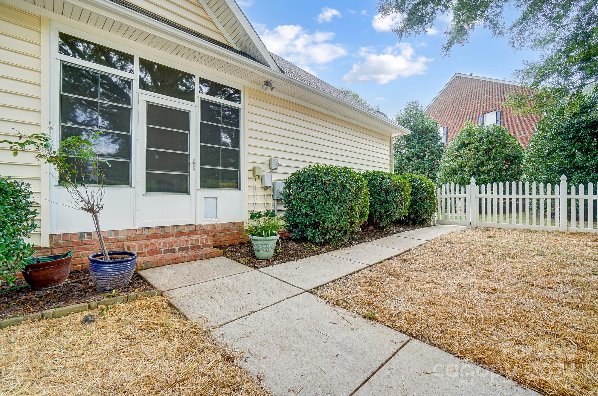 9822 Bailey Road Cornelius, NC 28031 - Photo 37 of 45 Gallery Image 37