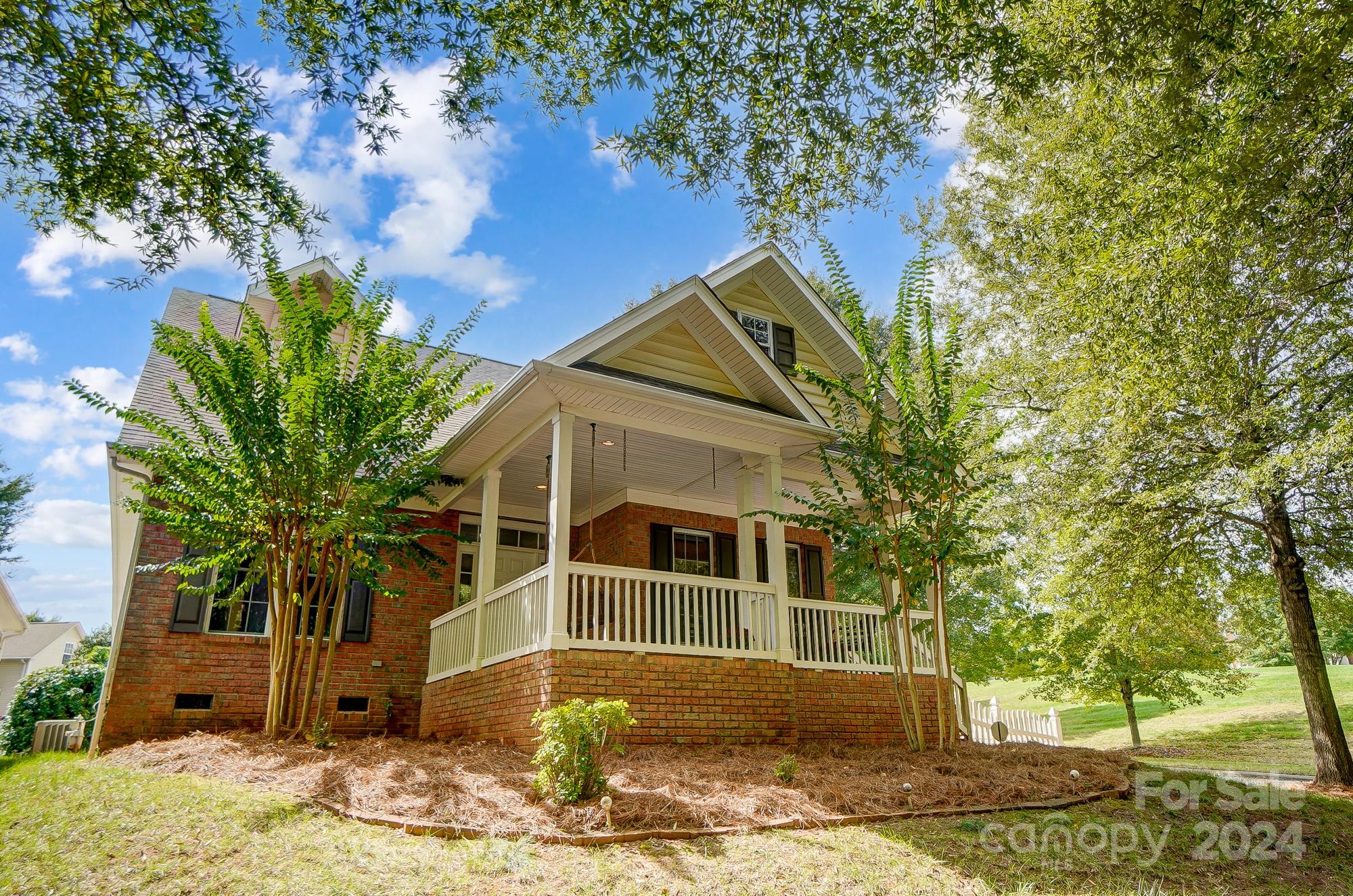 9822 Bailey Road Cornelius, NC 28031 - Photo 4 of 45 Gallery Image 4