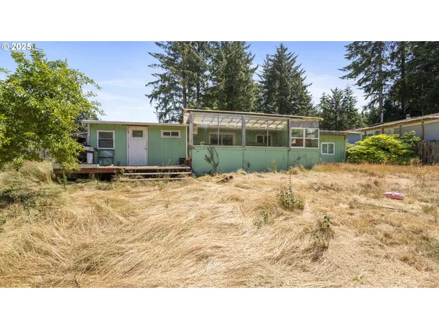 $299,900 | 89298 Sutton Lake Drive, Florence, OR 97439