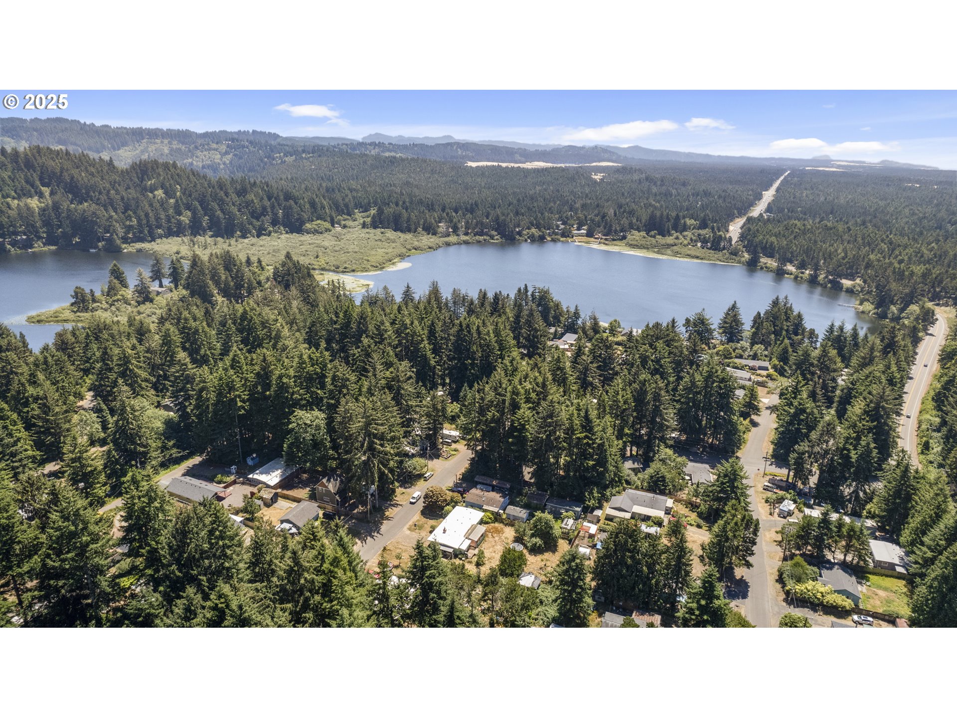 89298 Sutton Lake Drive Florence, OR 97439 - Photo 31 of 33