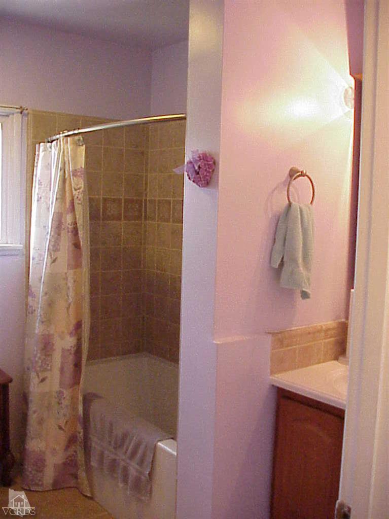 136 North Peck Road Santa Paula, CA 93060 - Photo 11 of 22 Additional Photo