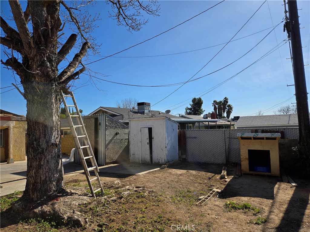 11067 Maureen Drive Cherry Valley, CA 92223 - Photo 20 of 23 a view of a house with backyard