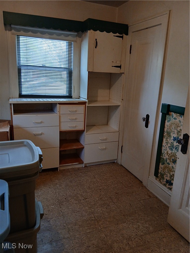 3609 Stoer Road Beachwood, OH 44122 - Photo 18 of 31 2nd Bedroom