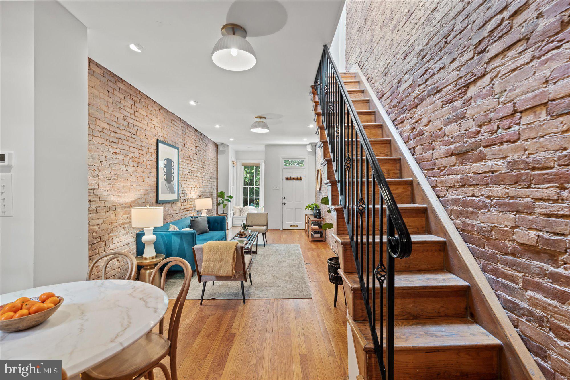 142 D Street Southeast Washington, DC 20003 - Photo 5 of 25