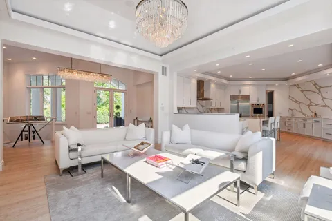 $2,800,000 | 2112 Meeting Street, Minnetonka, MN 55391