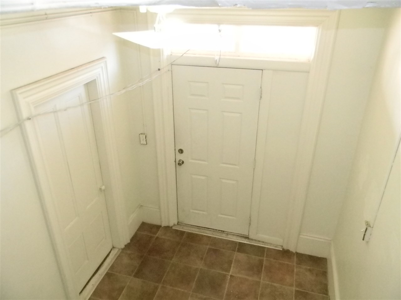 324 Merrimack Street Manchester, NH 03103 - Photo 3 of 34 Gallery Image 3