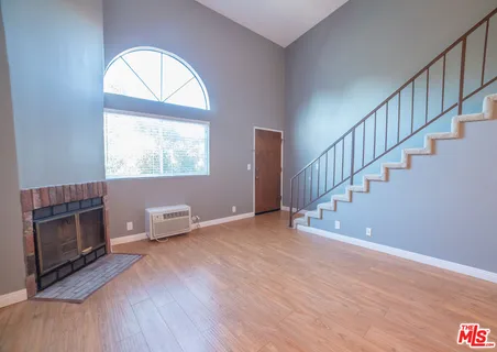 $2,395 | 3970 Moore Street, Unit 5, Los Angeles, CA 90066