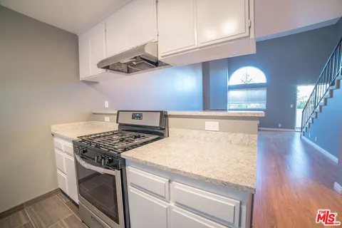 $2,395 | 3970 Moore Street, Unit 5, Los Angeles, CA 90066