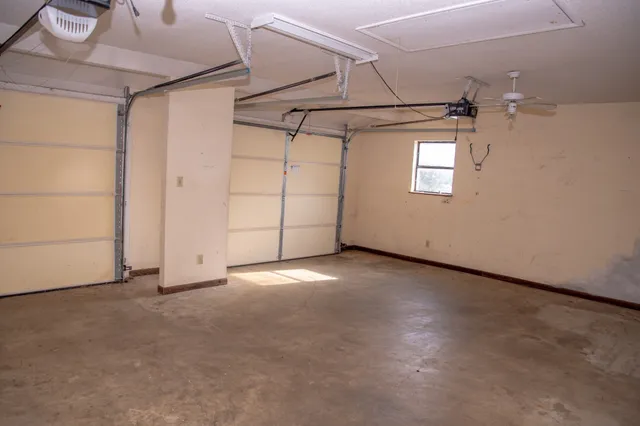 a view of a garage