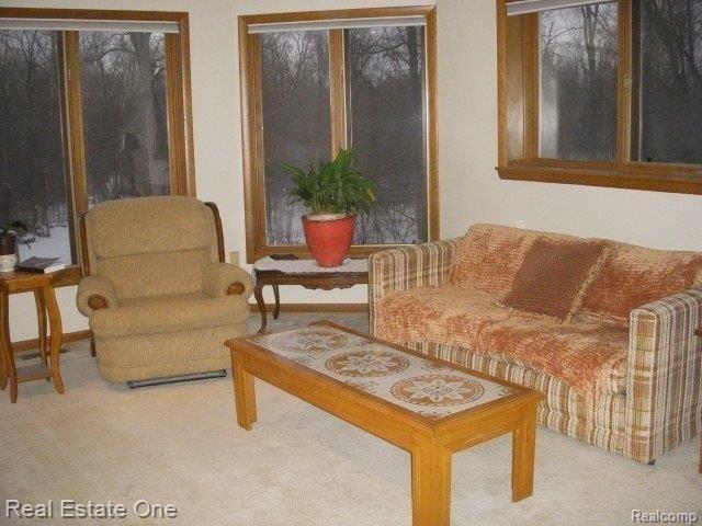 1845 Ludgate Lane Rochester, MI 48309 - Photo 6 of 25 1845 Ludgate 005