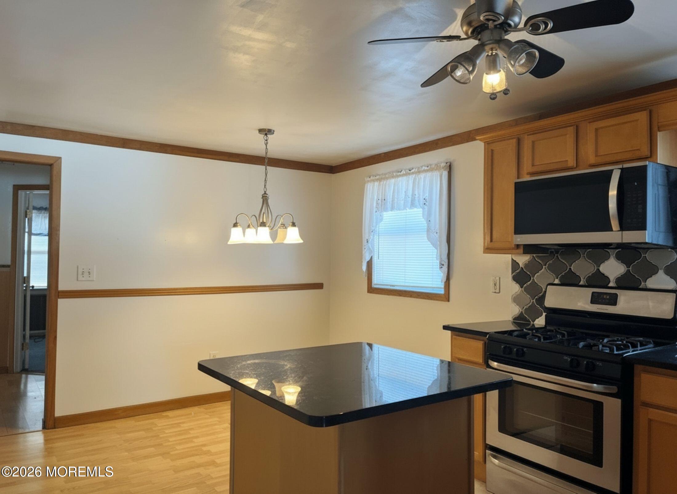 16 Rustic Drive Howell, NJ 07731 - Photo 11 of 28 IMG_9048 (2)