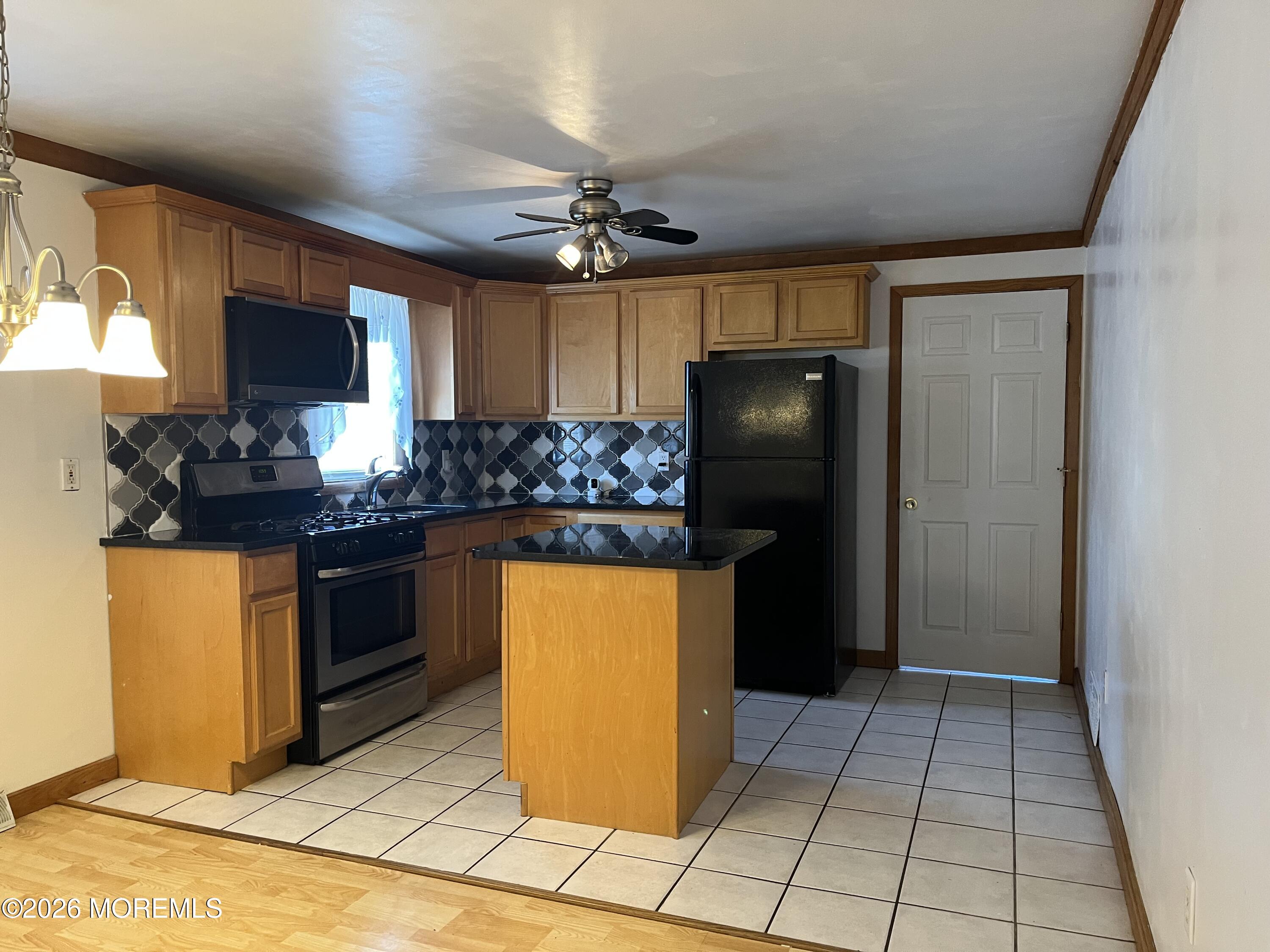 16 Rustic Drive Howell, NJ 07731 - Photo 13 of 28 IMG_9062