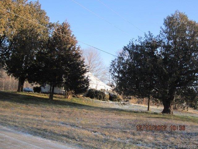 9487 Barkley Road Millington, MI 48746 - Photo 10 of 12 9487 Barkley from the corner.JPG