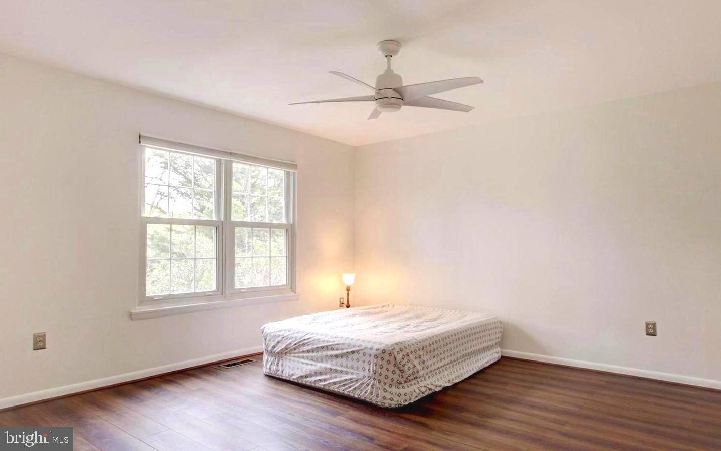 4777 Kelly Road Woodbridge, VA 22193 - Photo 12 of 20 Master Bedroom