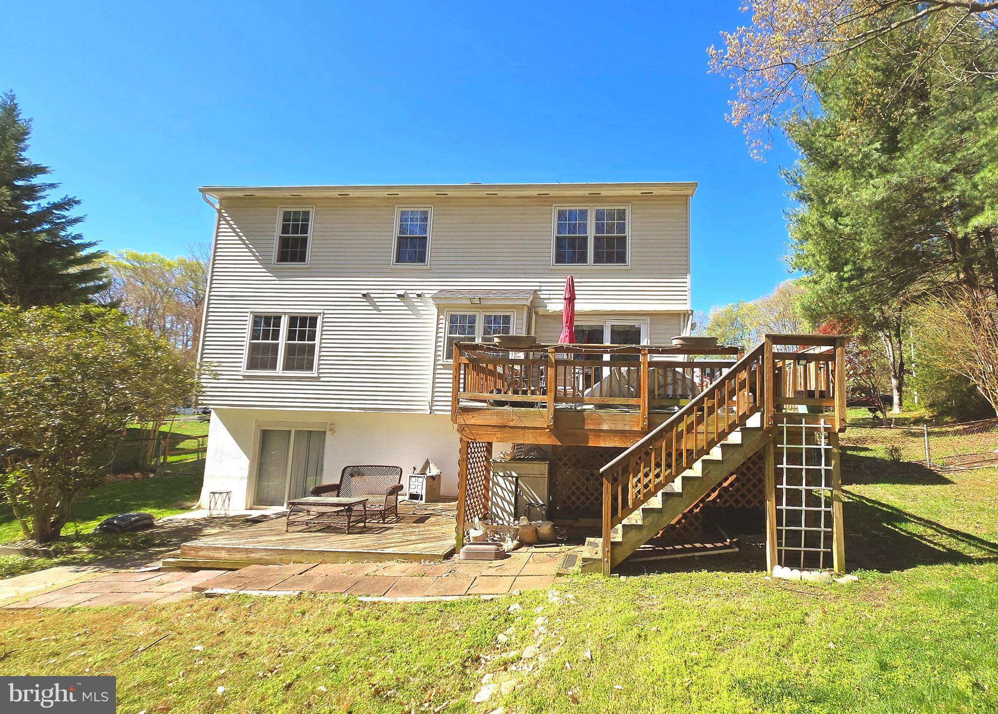 4777 Kelly Road Woodbridge, VA 22193 - Photo 19 of 20 Back