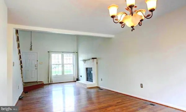 $3,300 | 4777 Kelly Road, Woodbridge, VA 22193