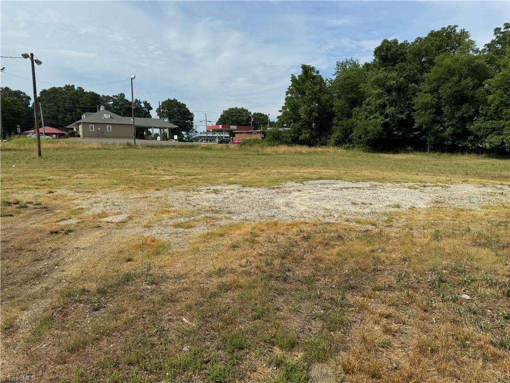 3073 High Point Road Winston-Salem, NC 27107 - Photo 19 of 32 Gallery Image 19