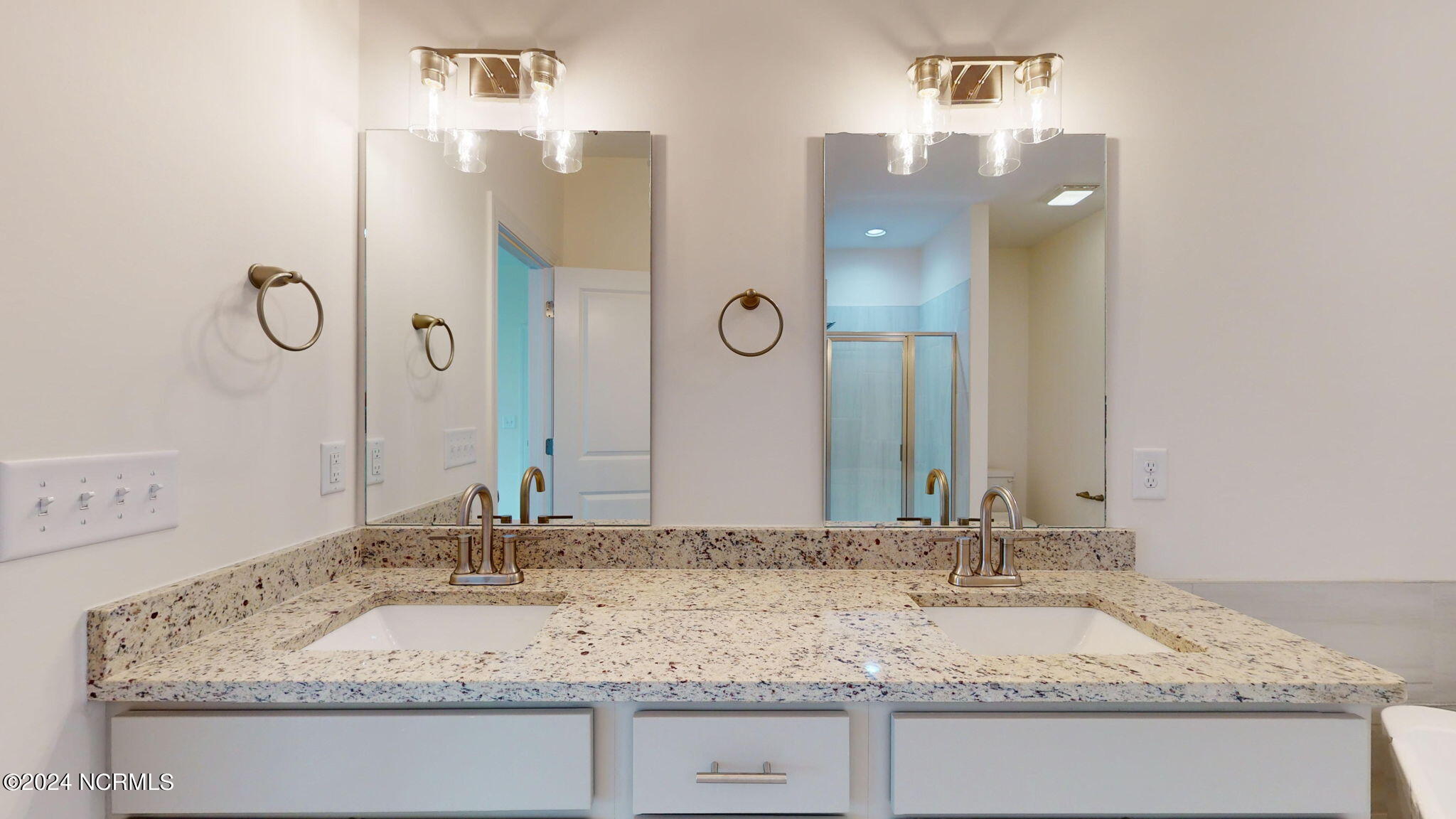 2025 Dartford Drive, Unit A Greenville, NC 27834 - Photo 16 of 45 38-web-or-mls-1404-Dorset-Dr-Unit-A-Gree