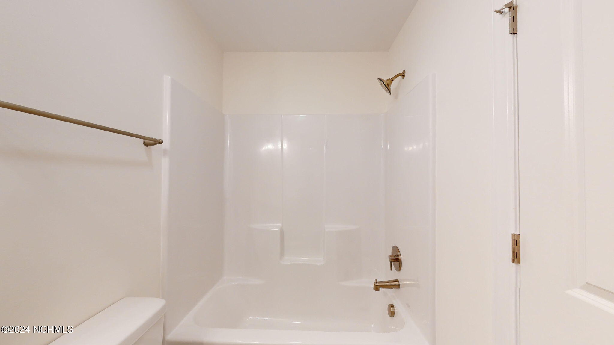 2025 Dartford Drive, Unit A Greenville, NC 27834 - Photo 24 of 45 45-web-or-mls-1404-Dorset-Dr-Unit-A-Gree