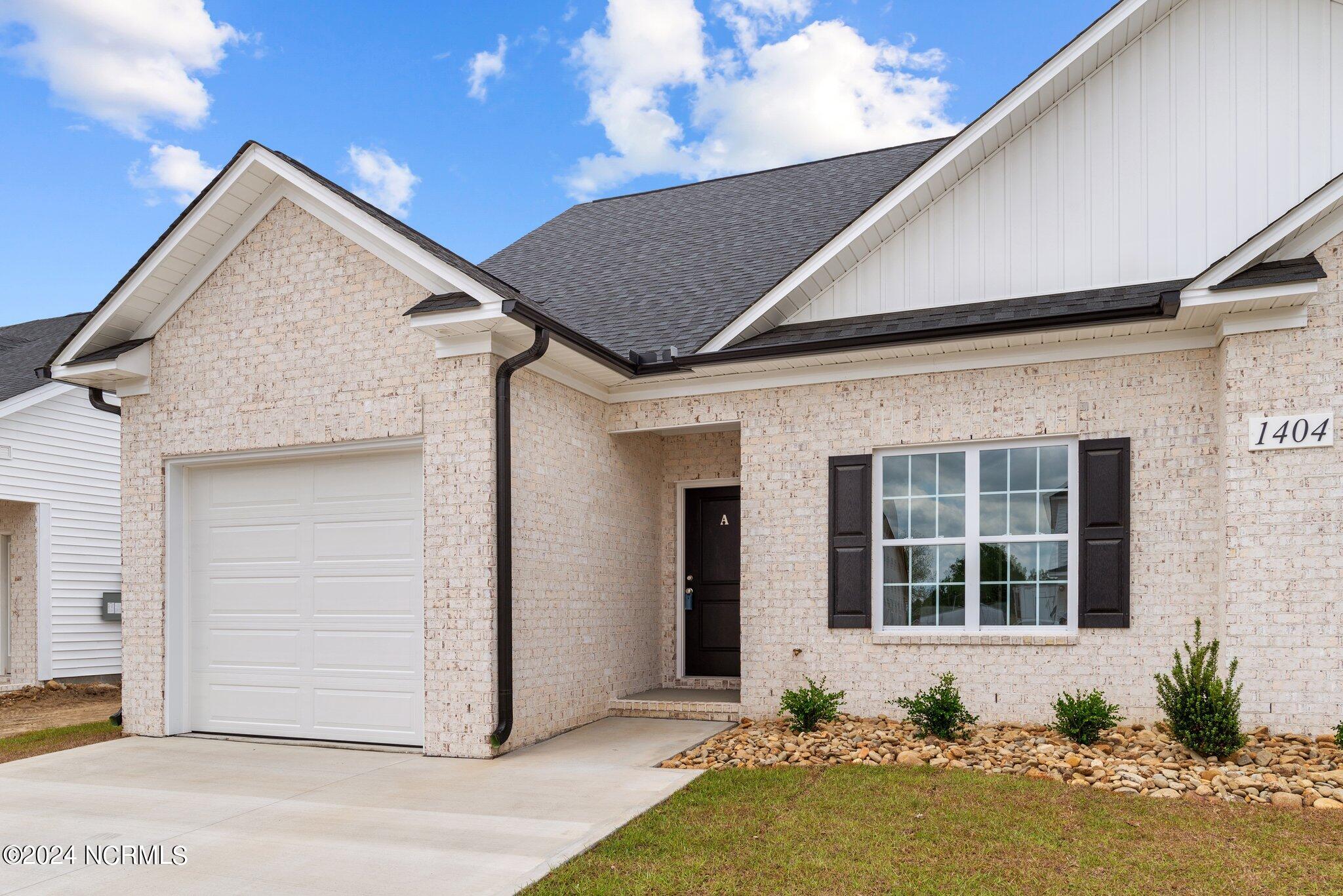 2025 Dartford Drive, Unit A Greenville, NC 27834 - Photo 31 of 45 11-web-or-mls-DSC_5081